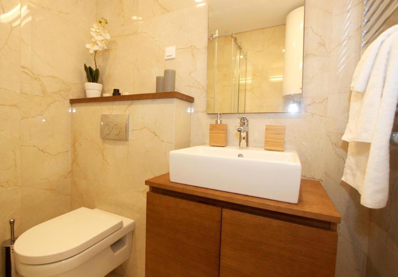 Apartment Sun City 2 Beograd Eksteriør billede